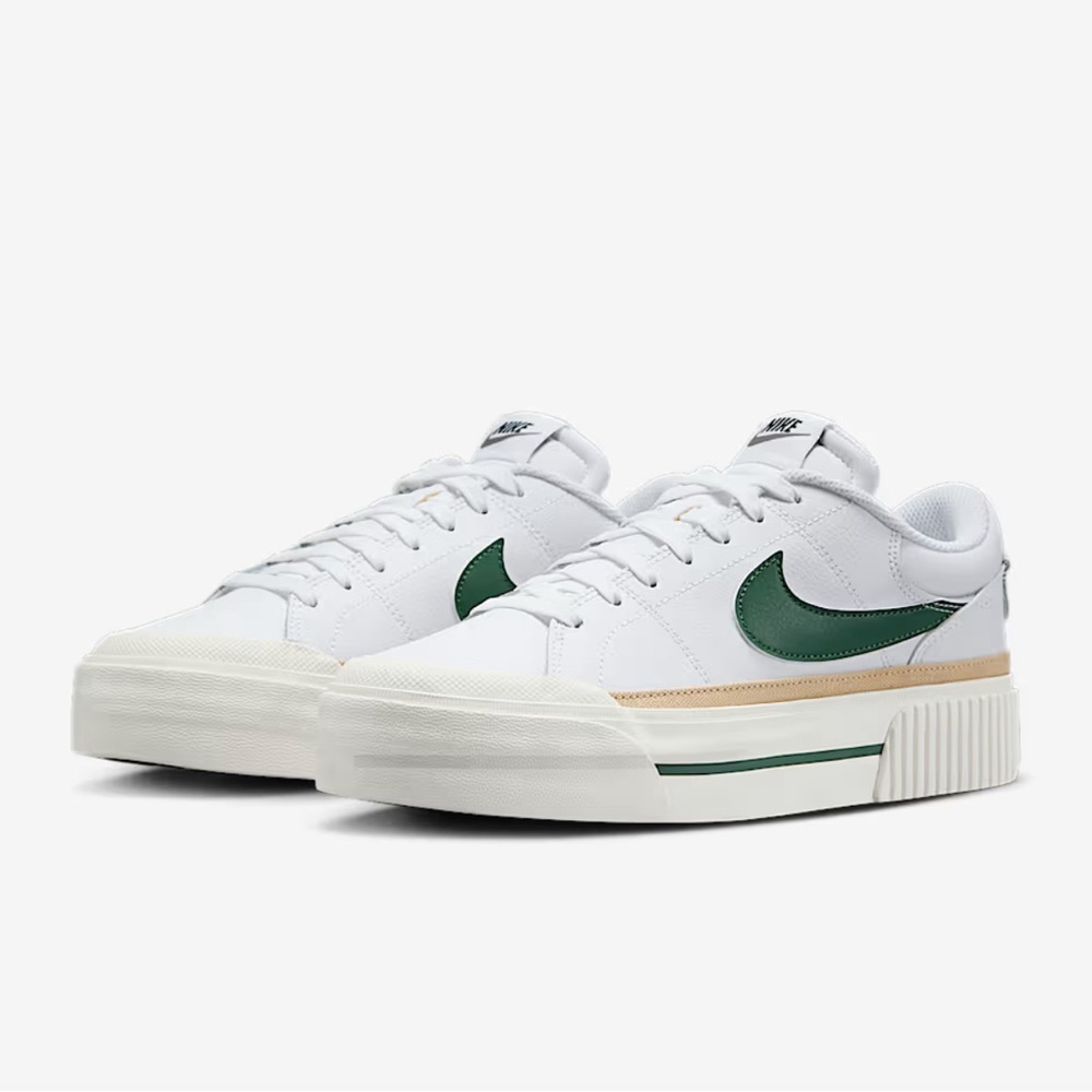 Nike White and Green Sneakers